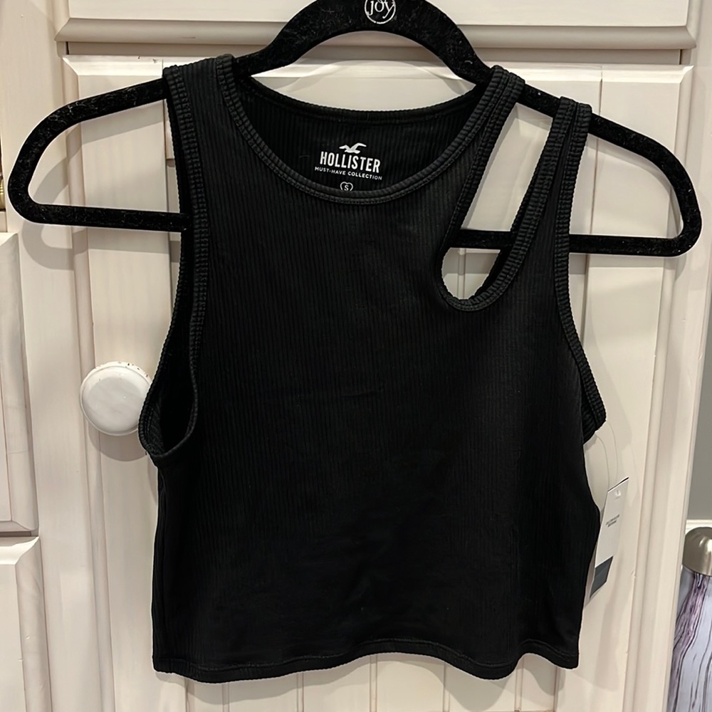 NWT black cutout hollister tank